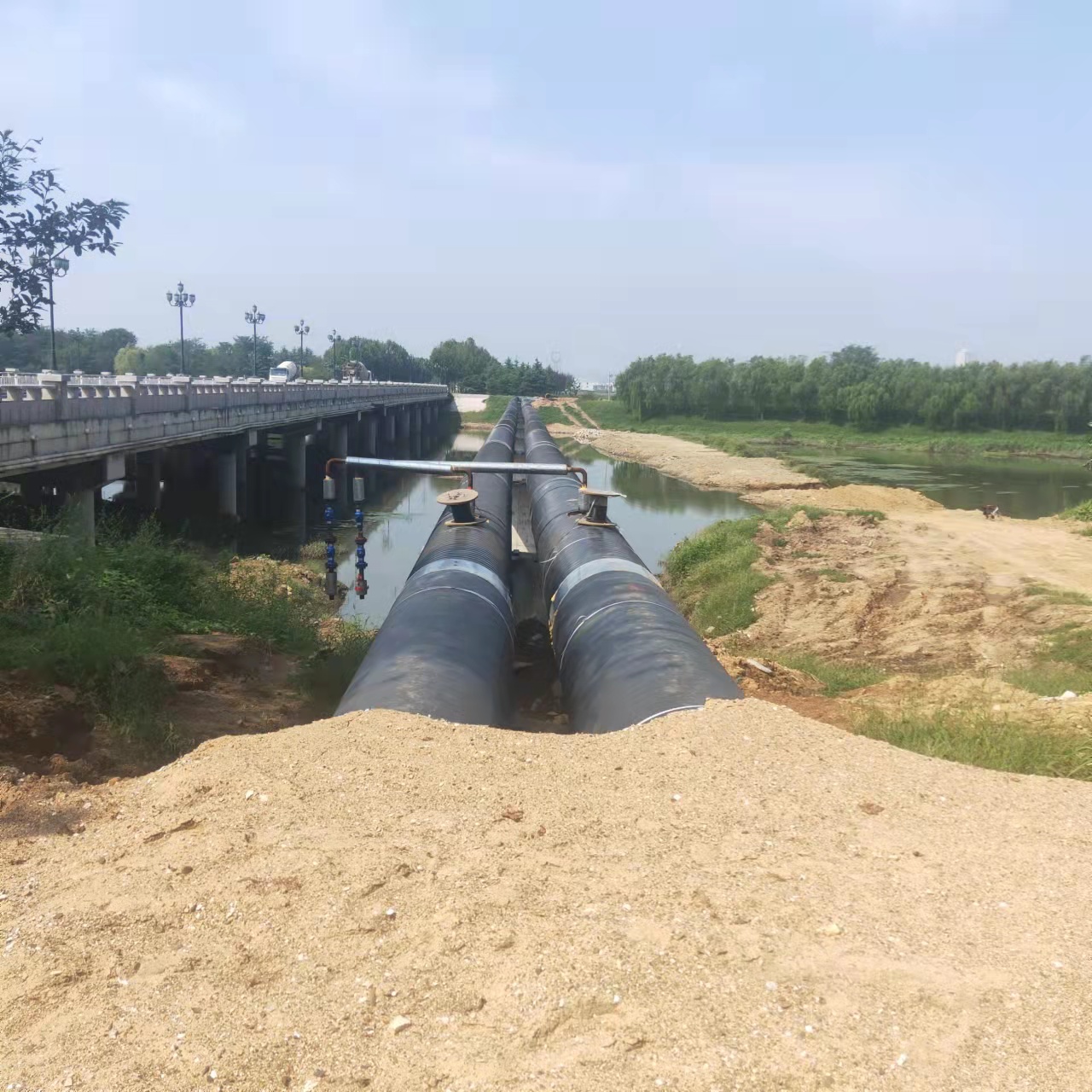 丹东长距离输油管道清洗